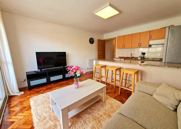 Chabos Plaza Espana Centro * Comarca de Vigo